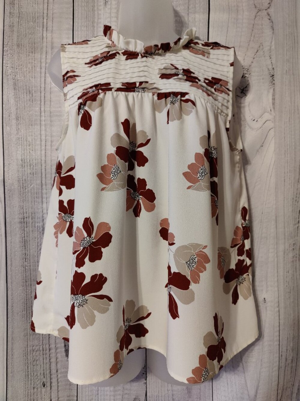 LOFT Outlet Ivory Floral Sleeveless Top with Pintuck Yoke & Ruffle Collar
